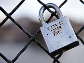 锁图片唯美,唯美锁画中的诗意世界